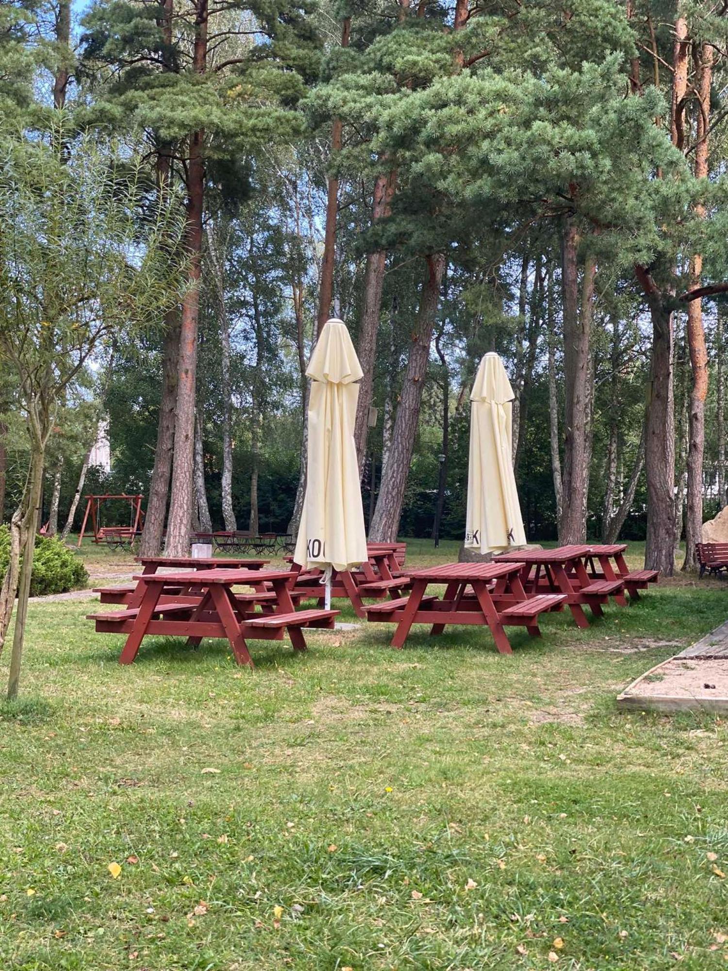 Krysztalowa Przystan Mrzeżyno Buitenkant foto